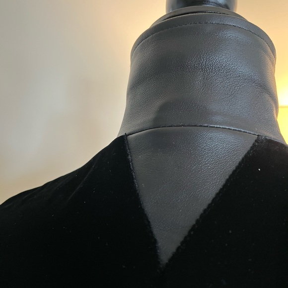 Veda Puzzle Motto Jacket - Picture 2 of 15